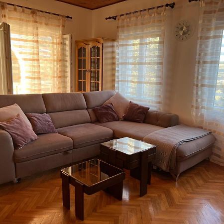 Apartmani Luka Zrnovo Luaran gambar